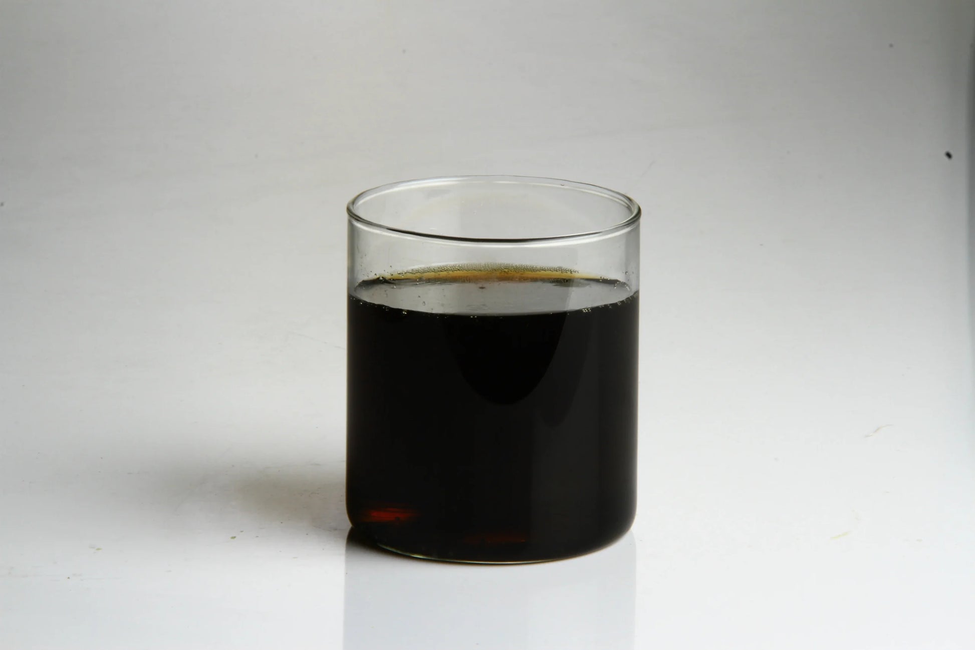 VERTIS DRINKING GLASS PLAIN 330ML LARGE DOF