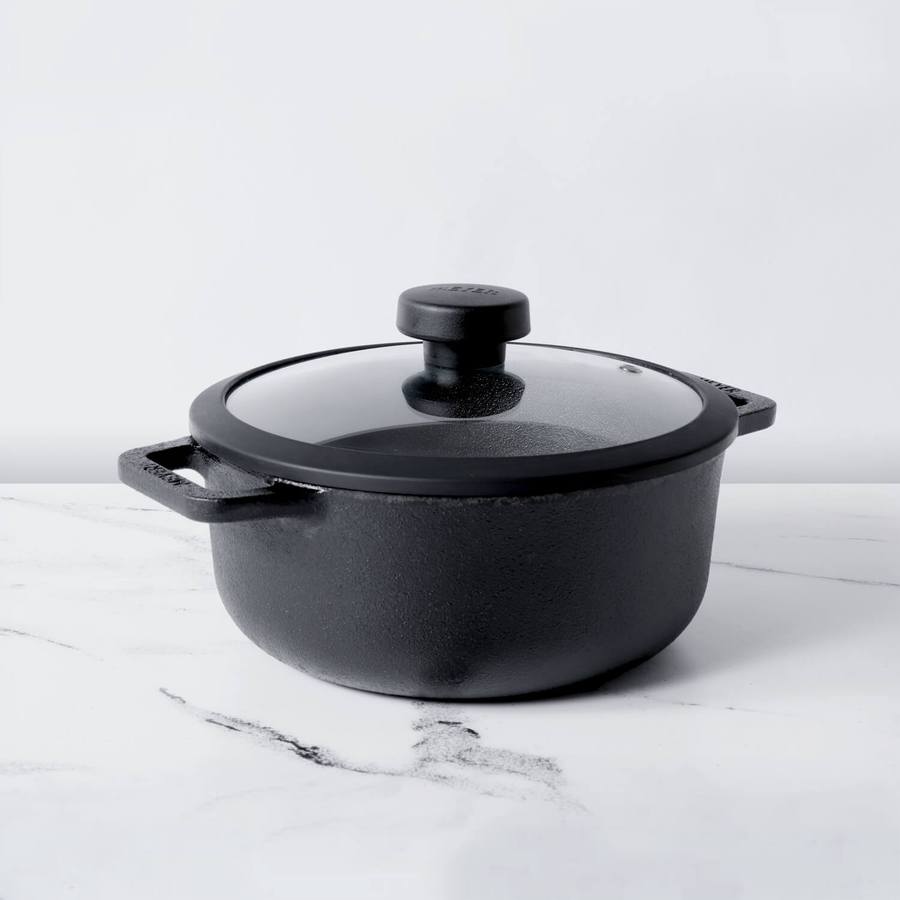 MEYER 48241 CAST IRON SAUTEUSE WITH GLASS LID 24CM
