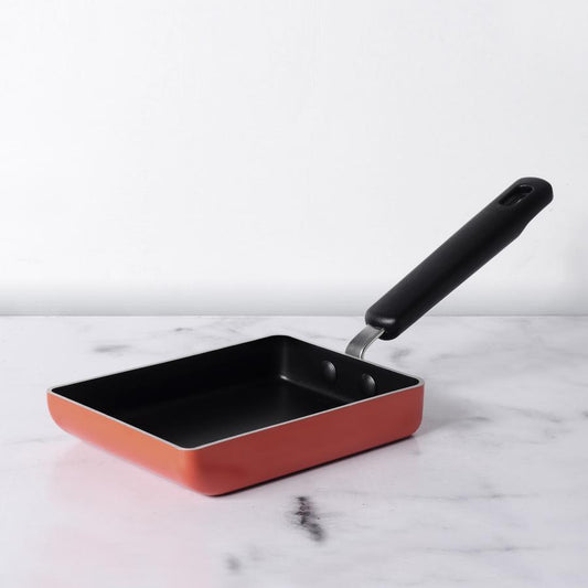 MEYER 11235 EGG PAN 18CM